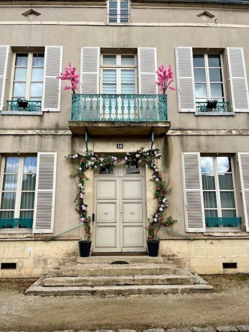 Willa La Demeure De Margot - 24 Couchages Villeneuve-sur-Yonne Zewnętrze zdjęcie